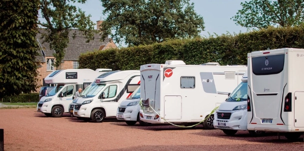 camperplaats het boerenijsje